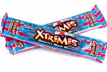 Air Heads Xtremes Bluest Raspberry Candy 57g (2oz) (Box of 18)